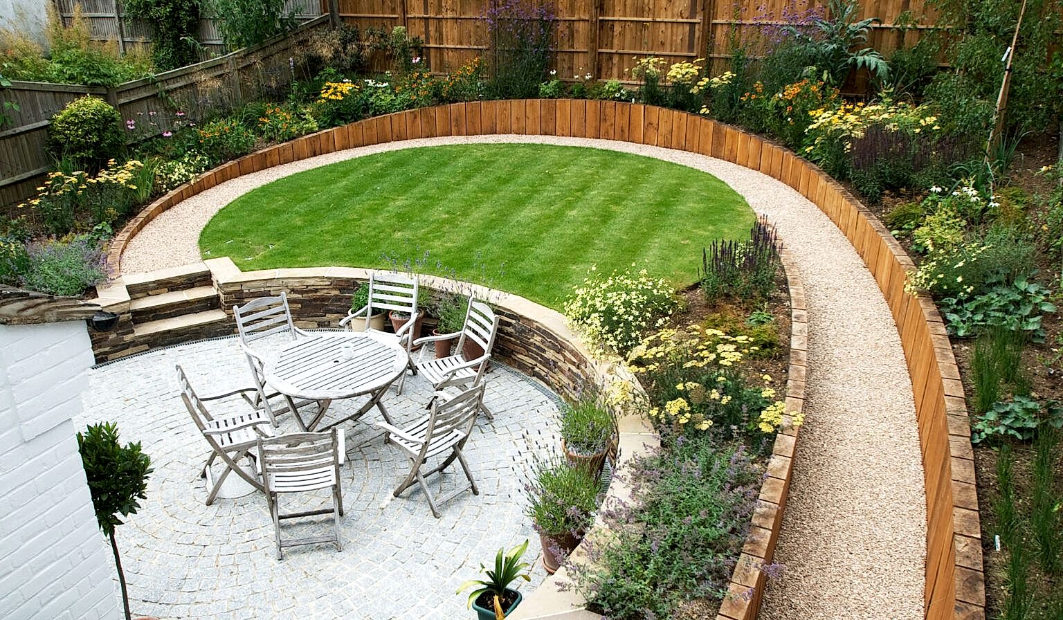 02 Circular Garden Long Crendon Oxfordshire